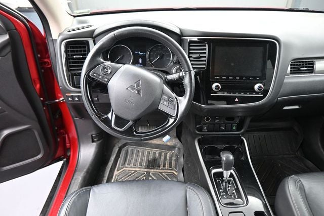 2020 Mitsubishi Outlander SE