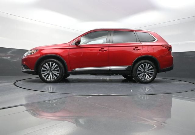 2020 Mitsubishi Outlander SE
