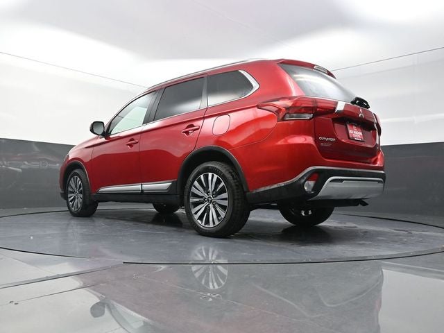 2020 Mitsubishi Outlander SE