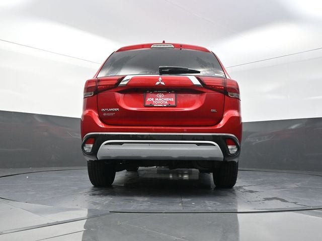 2020 Mitsubishi Outlander SE