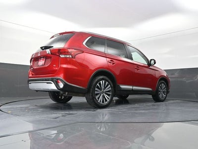 2020 Mitsubishi Outlander SE