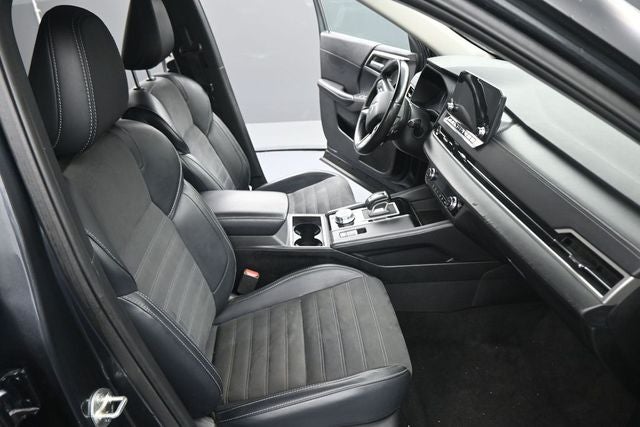 2024 Mitsubishi Outlander SE Black Edition