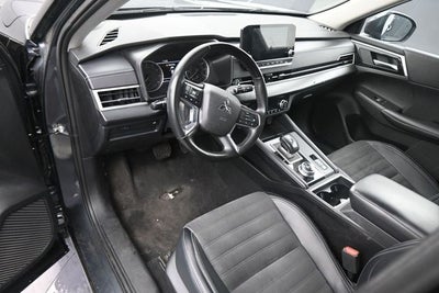 2024 Mitsubishi Outlander SE Black Edition