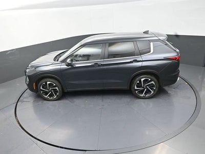 2024 Mitsubishi Outlander SE Black Edition