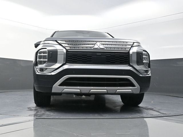 2024 Mitsubishi Outlander SE Black Edition