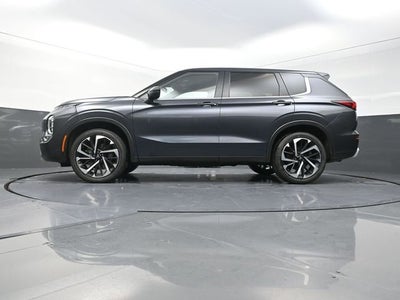 2024 Mitsubishi Outlander SE Black Edition