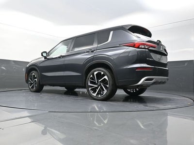 2024 Mitsubishi Outlander SE Black Edition