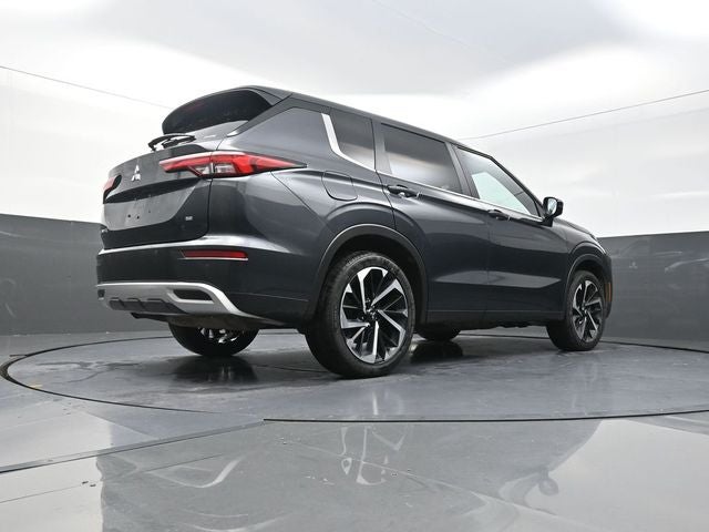2024 Mitsubishi Outlander SE Black Edition
