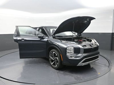 2024 Mitsubishi Outlander SE Black Edition