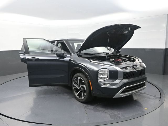 2024 Mitsubishi Outlander SE Black Edition