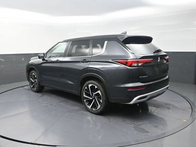 2024 Mitsubishi Outlander SE Black Edition