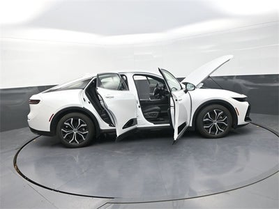 2024 Toyota Crown XLE