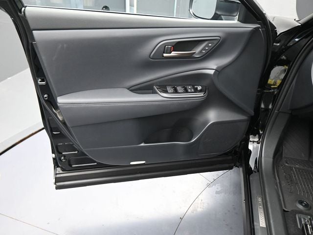 2025 Toyota Crown Signia XLE