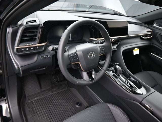2025 Toyota Crown Signia XLE