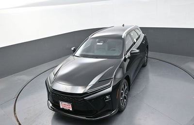 2025 Toyota Crown Signia XLE