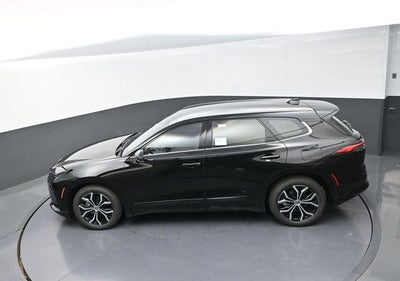 2025 Toyota Crown Signia XLE