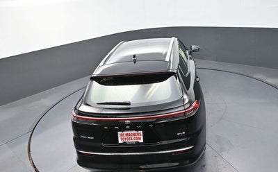 2025 Toyota Crown Signia XLE