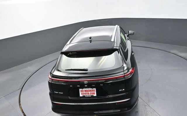 2025 Toyota Crown Signia XLE