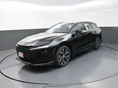 2025 Toyota Crown Signia XLE