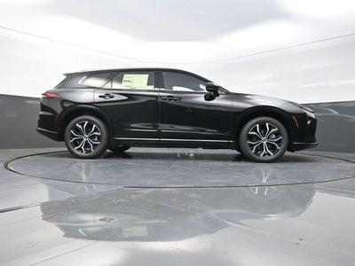 2025 Toyota Crown Signia XLE