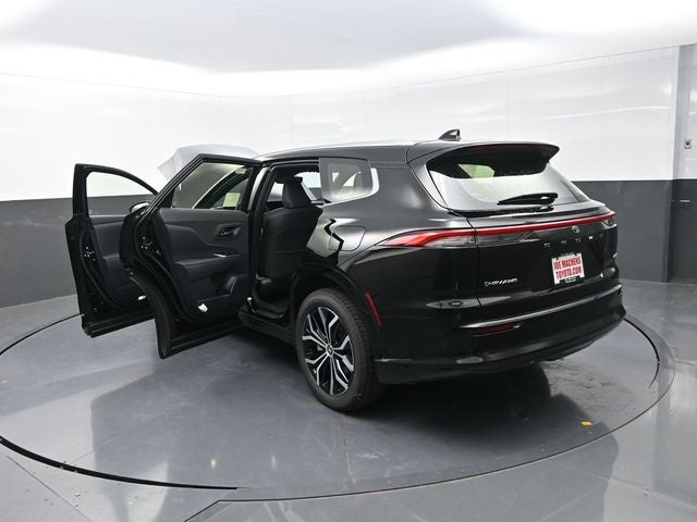 2025 Toyota Crown Signia XLE