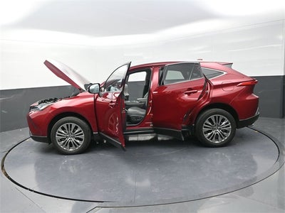 2024 Toyota Venza XLE