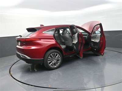 2024 Toyota Venza XLE