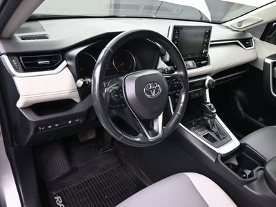 2019 Toyota RAV4 XLE Premium