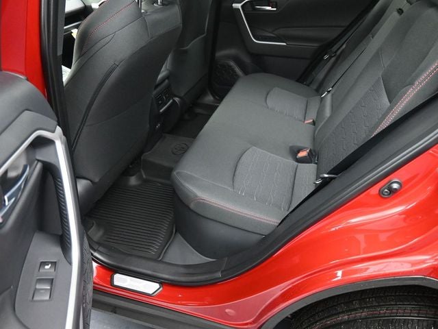 2025 Toyota RAV4 Plug-In Hybrid SE