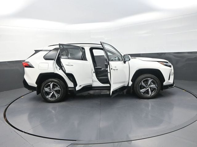 2025 Toyota RAV4 Plug-In Hybrid SE