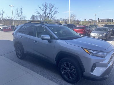 2022 Toyota RAV4 Hybrid XLE Premium