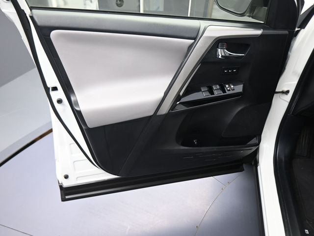 2018 Toyota RAV4 Hybrid Limited