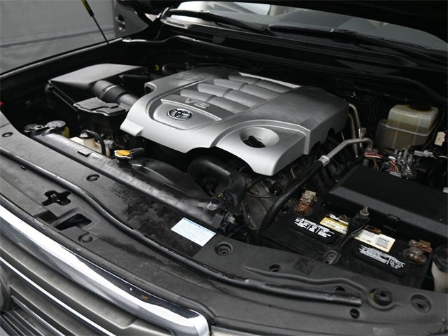 2013 Toyota Land Cruiser Base