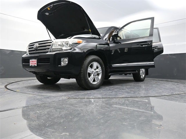 2013 Toyota Land Cruiser Base