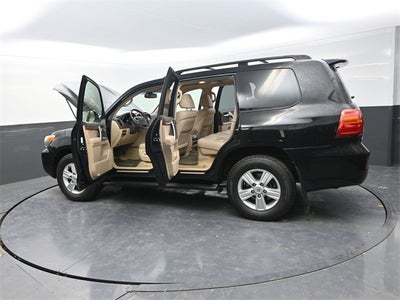 2013 Toyota Land Cruiser Base