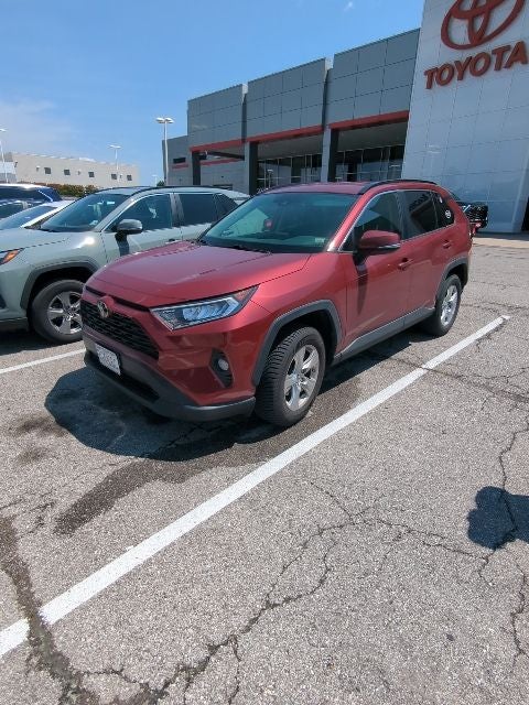 2020 Toyota RAV4 XLE