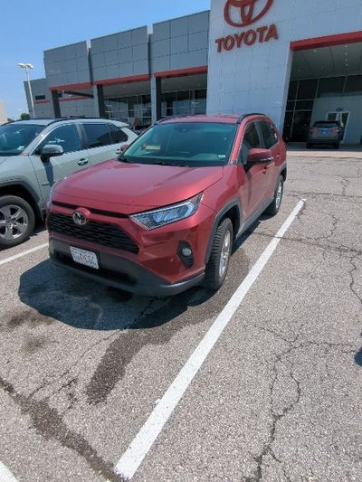2020 Toyota RAV4 XLE