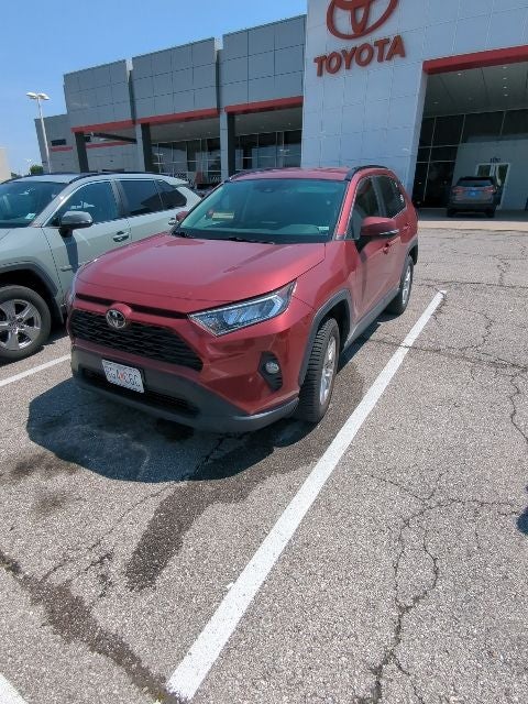 2020 Toyota RAV4 XLE