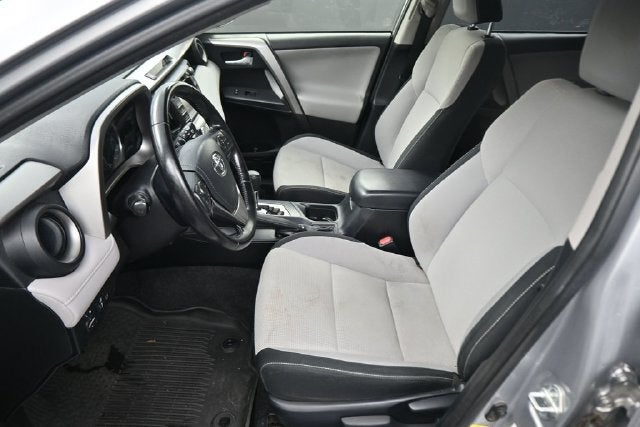 2017 Toyota RAV4 Hybrid XLE