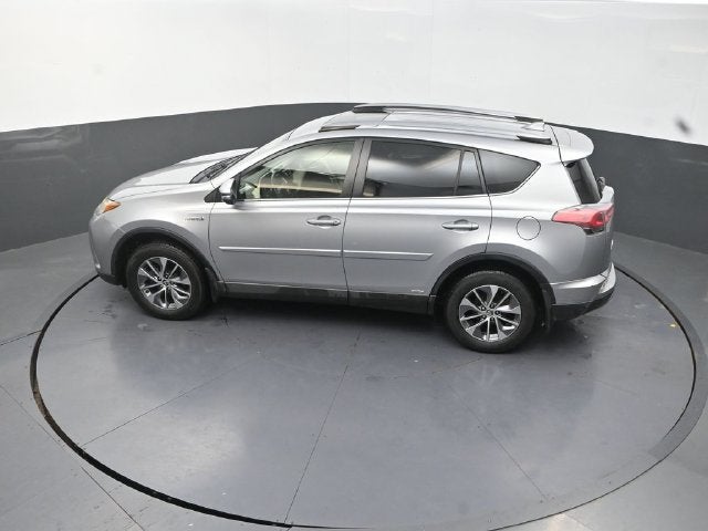2017 Toyota RAV4 Hybrid XLE