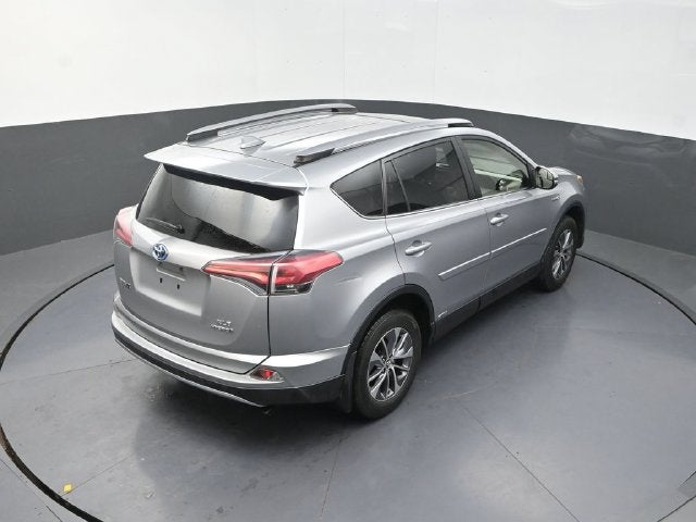 2017 Toyota RAV4 Hybrid XLE