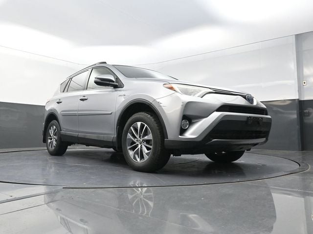 2017 Toyota RAV4 Hybrid XLE