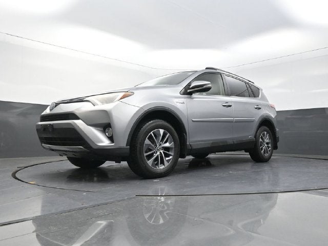 2017 Toyota RAV4 Hybrid XLE