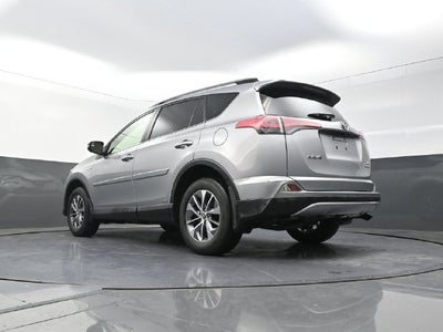 2017 Toyota RAV4 Hybrid XLE
