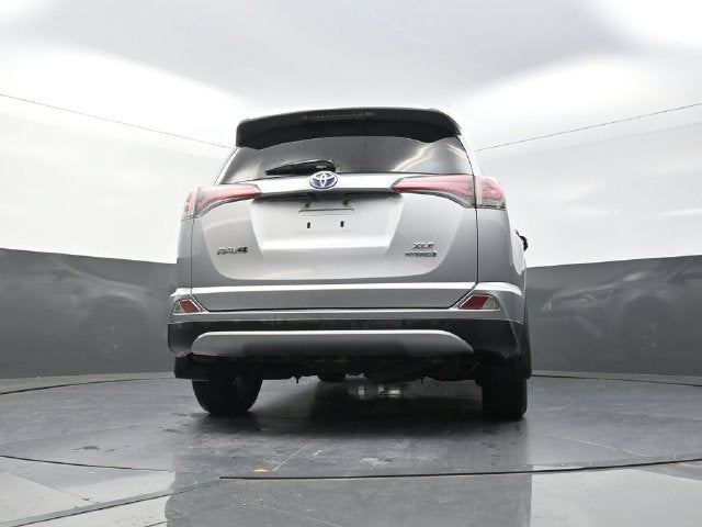 2017 Toyota RAV4 Hybrid XLE