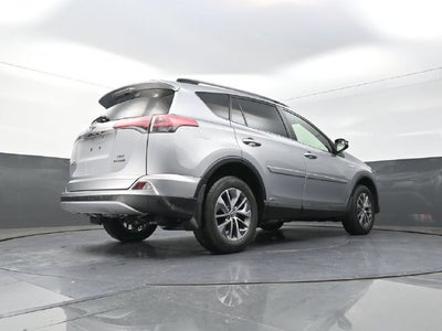 2017 Toyota RAV4 Hybrid XLE