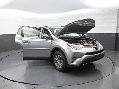 2017 Toyota RAV4 Hybrid XLE
