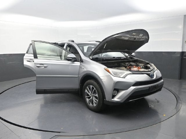 2017 Toyota RAV4 Hybrid XLE