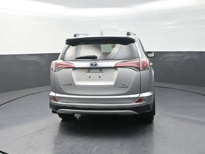 2017 Toyota RAV4 Hybrid XLE