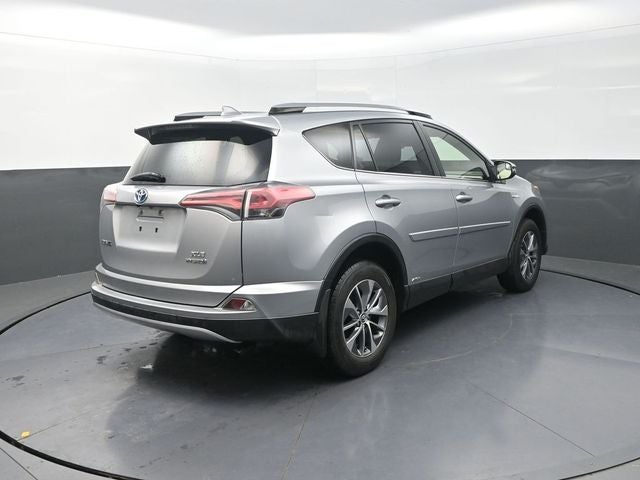 2017 Toyota RAV4 Hybrid XLE